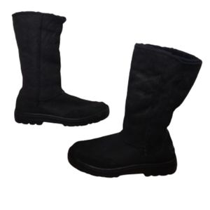 Ugg Classic Tall Black Shearling Boot Size 9